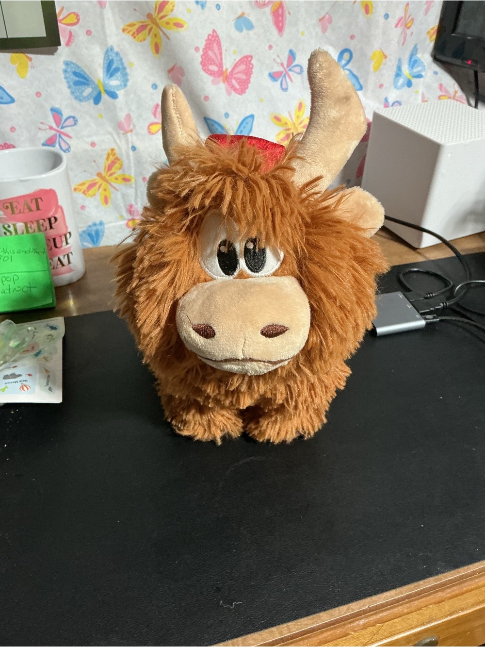 Rare Find Gemmy Dancing-Highland Cow W/Christmas Hat - Adorable 11x5” 💕